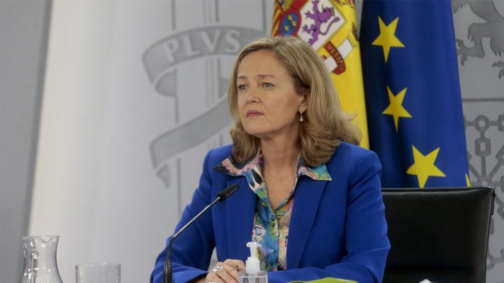 La vicepresidenta tercera y ministra de Asuntos Económicos y Transformación Digital, Nadia Calviño, comparece ante los medios de comunicación, en la rueda de prensa posterior al Consejo de Ministros.
