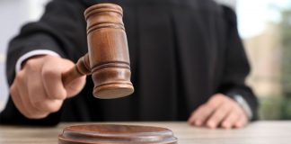 ¿A los jueces? Sí, a los jueces también