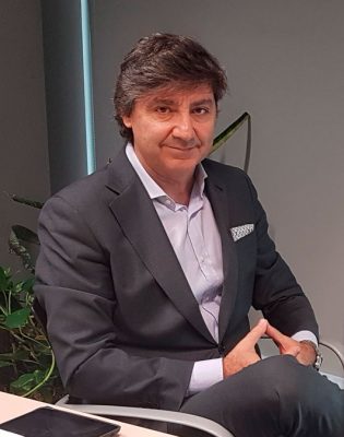 Óscar Fernández León