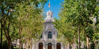 La exención de los trabajos realizados en el extranjero por los Consejeros, en manos del Supremo