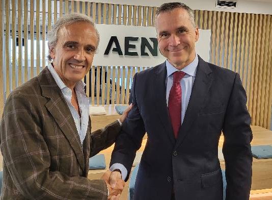 Alianza estratégica entre Aranzadi LA LEY y AENOR para impulsar la calidad operativa de las empresas