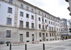 Fachada de la Audiencia Provincial de Pontevdra