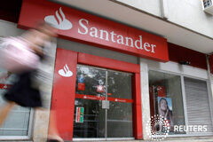La experiencia en la contratación de inversiones de riesgo, clave para apreciar error del consentimiento o incumplimientos contractuales Puerta sucursal Banco Santander