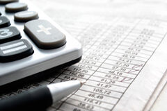 MLI para dummies en el primer aniversario Calculadora y documento