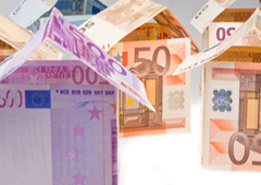 Casitas hechas con billetes de euro