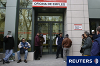 Acerca de la posibilidad de suspender y reanudar la prestación de desempleo por realización de una actividad por cuenta ajena Tercer mes de caída del paro, que baja en 20.794 personas