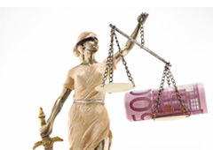 Balanza de la justicia y euros