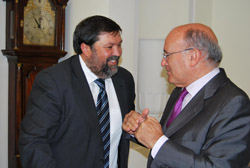 El Ministro y Carlos Carnicer, hoy tras hablar acerca de los asuntos pendientes Ministerio-Abogacía.