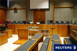 Quien fue ya condenado y acude a declarar por los mismos hechos a la causa seguida contra un copartícipe, ¿qué es: testigo o coimputado?