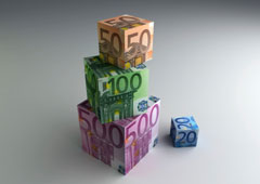 Varios cubos hechos con billetes de euro.