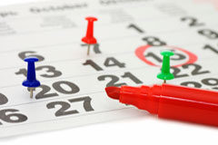 ¿Días hábiles o naturales en el permiso por hospitalización de familiar? calendario