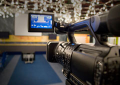 Una cámara de televisión