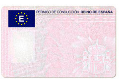 Conducción sin permiso, delito contra la seguridad vial y permisos de conducción otorgados por terceros países Carnet de conducir